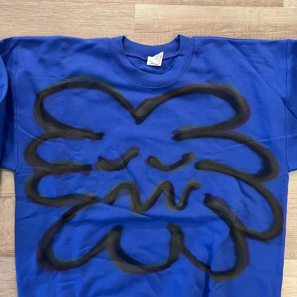 Spraypainted Crewneck -Blue - Picture 2 of 3
